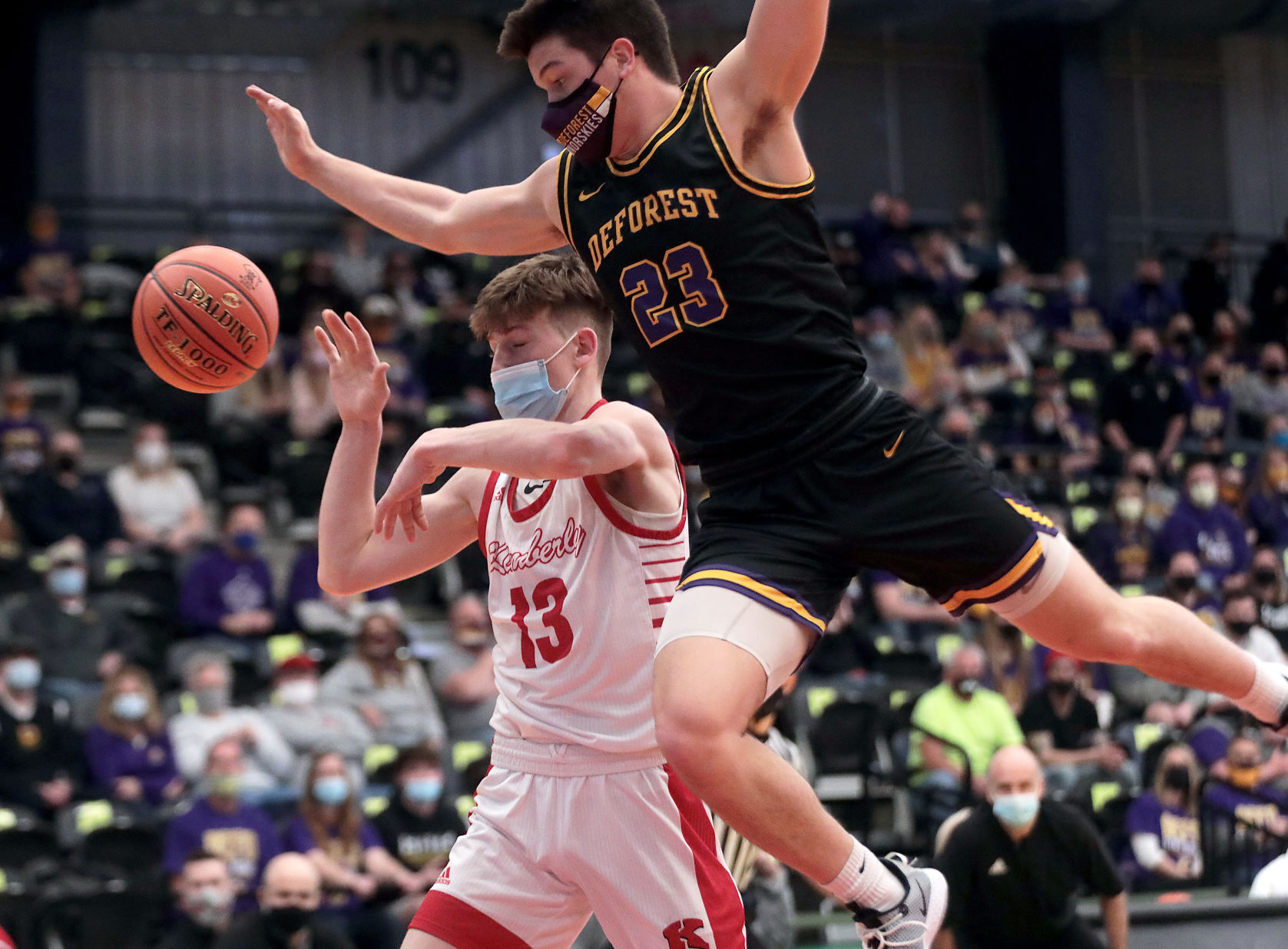 WIAA state boys basketball photo: DeForest's Deven Magli